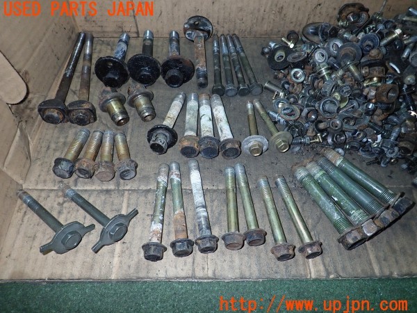 3UPJ=9234890720]ハイラックスサーフ(KZN130W)ネジ・ナット・ステー類 セット ジャンク_3