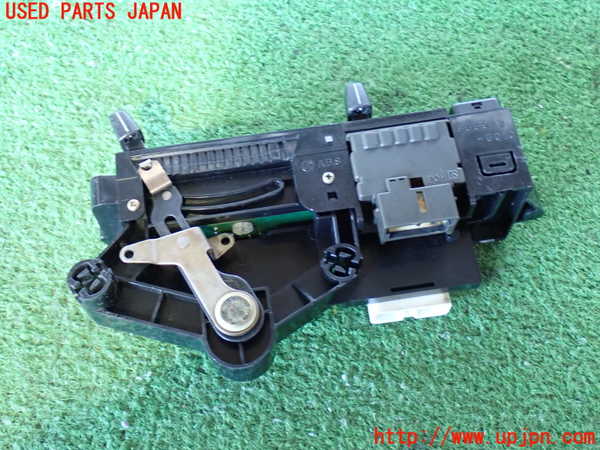 2UPJ-9234896066]ハイラックスサーフ N130系 4ドア(KZN130W)エアコンスイッチ1 中古_3