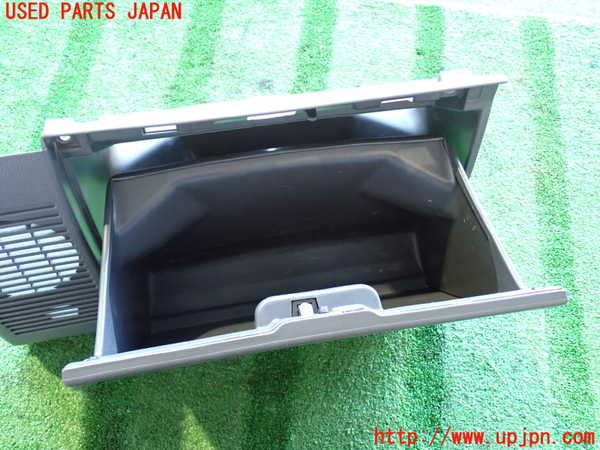 2UPJ-9234897516]ハイラックスサーフ N130系 4ドア(KZN130W)グローブボックス1 中古_3