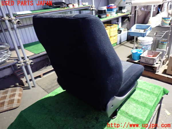 2UPJ-9234897065]ハイラックスサーフ N130系 4ドア(KZN130W)助手席シート 中古_4