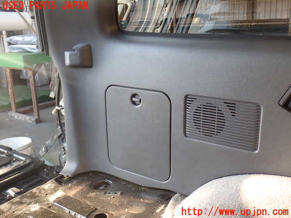 2UPJ-9234897680]ハイラックスサーフ N130系 4ドア(KZN130W)左リアピラートリム 中古_4