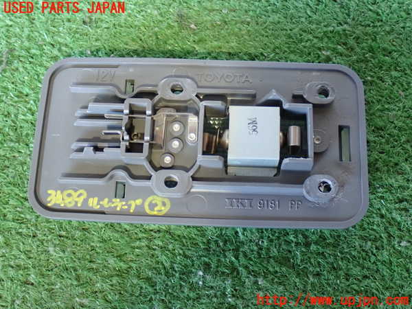 2UPJ-9234896412]ハイラックスサーフ N130系 4ドア(KZN130W)ルームランプ2 中古_2