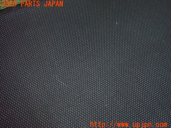 3UPJ=9234900634]ベンツ C180 ステーションワゴン(205240C S205)純正 A2056800703 ラゲッジマット トランクマット 中古_4