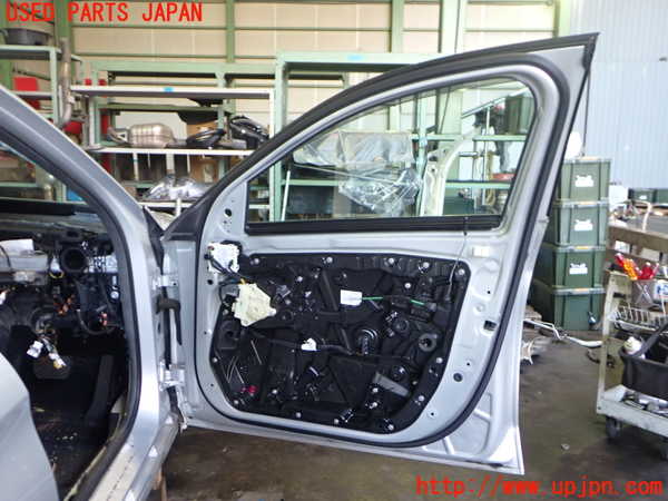 2UPJ-9234901230]ベンツ C180 ステーションワゴン(205240C)(205)右前ドア (43R-00049 M25) 中古_4