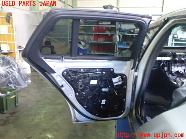 2UPJ-9234901320]ベンツ C180 ステーションワゴン(205240C)(205)左後ドア (AGC 43R-0020902) 中古_4