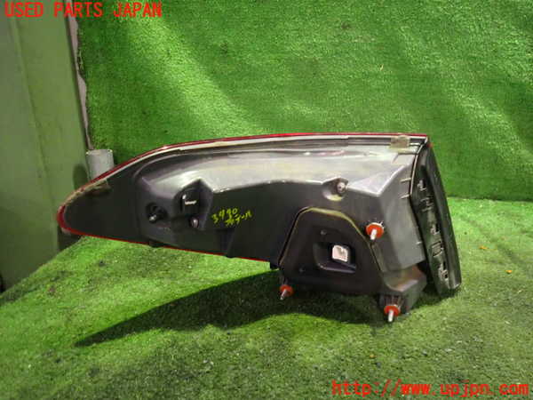 2UPJ-9234901530]ベンツ C180 ステーションワゴン(205240C)(205)右テールランプ 中古_2