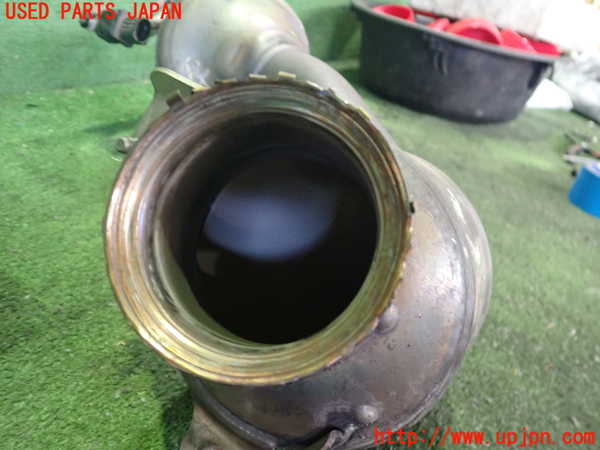 2UPJ-9234902661]ベンツ C180 ステーションワゴン(205240C)(205)触媒1 中古_3