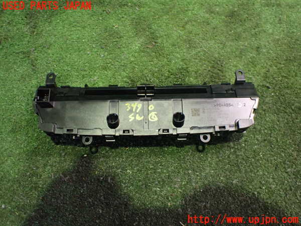 2UPJ-9234906307]ベンツ C180 ステーションワゴン(205240C)(205)スイッチ 2 (ハザード、TEL、ナビメニュー操作他) 中古_2