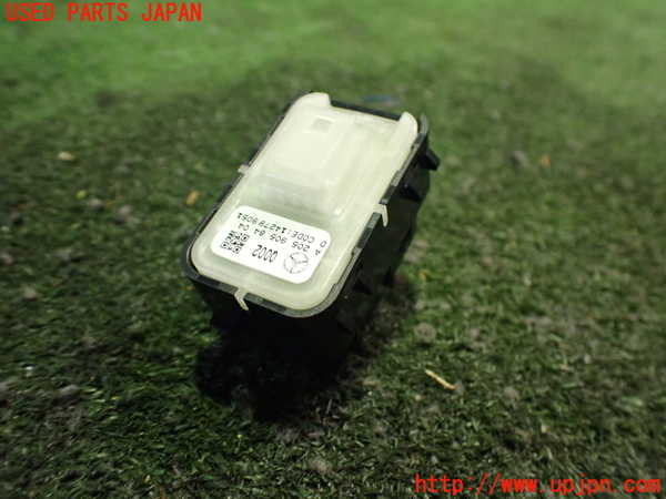 2UPJ-9234906313]ベンツ C180 ステーションワゴン(205240C)(205)スイッチ8 (シート) 中古_2