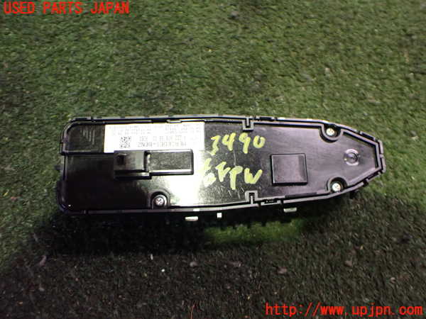 2UPJ-9234906240]ベンツ C180 ステーションワゴン(205240C)(205)右前パワーウィンドウスイッチ 中古_2