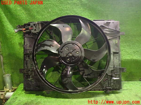 2UPJ-9234906836]ベンツ C180 ステーションワゴン(205240C)(205)電動ファン1 中古_2