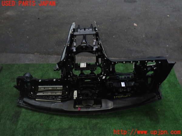 2UPJ-9234907505]ベンツ C180 ステーションワゴン(205240C)(205)ダッシュボード 中古_5