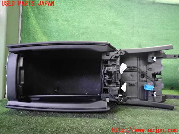 2UPJ-9234907540]ベンツ C180 ステーションワゴン(205240C)(205)センターコンソール 中古_3