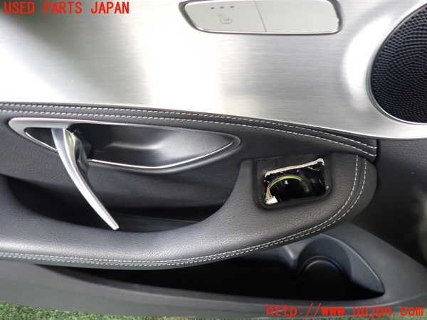 2UPJ-9234901264]ベンツ C180 ステーションワゴン(205240C)(205)左前ドア内張り 中古_3