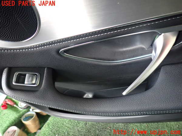 2UPJ-9234901294]ベンツ C180 ステーションワゴン(205240C)(205)右後ドア内張り 中古_3