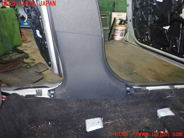 2UPJ-9234907670]ベンツ C180 ステーションワゴン(205240C)(205)左センターピラートリム 中古_3