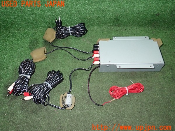 3UPJ=9234910511]ジープ グランドチェロキー ラレード(WK36)純正 アンプ 中古_2