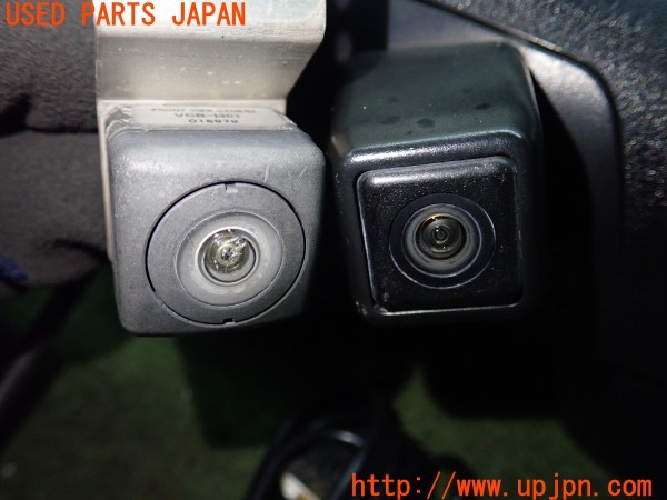 3UPJ=9234910560]ジープ グランドチェロキー ラレード(WK36)純正 フロントカメラセット サイドビュードアミラー モニター付ルームランプ 中古_3