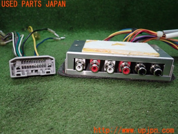 3UPJ=9234910604]ジープ グランドチェロキー ラレード(WK36)社外 ナビ取付キット 中古_4