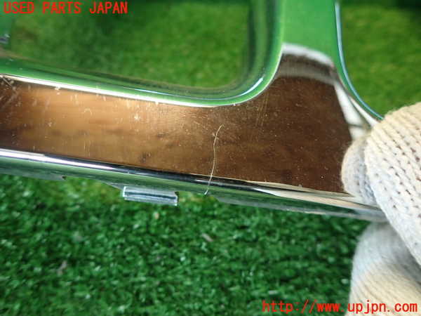 2UPJ-9234911050]ジープ・グランドチェロキー(WK36)ラジエターグリル (ジャンク品) 中古_4