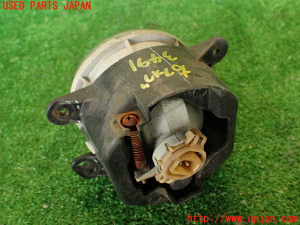 2UPJ-9234911180]ジープ・グランドチェロキー(WK36)右フォグ 中古_4