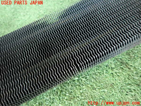 2UPJ-9234912481]ジープ・グランドチェロキー(WK36)オイルクーラー1 中古_2