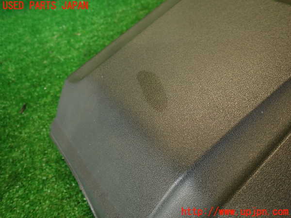 2UPJ-9234912160]ジープ・グランドチェロキー(WK36)エンジンアッパーカバー 中古_2