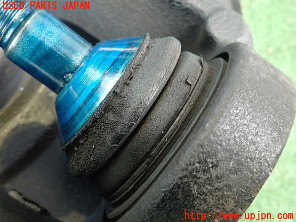 2UPJ-9234914295]ジープ・グランドチェロキー(WK36)左フロントナックルハブ 中古_3