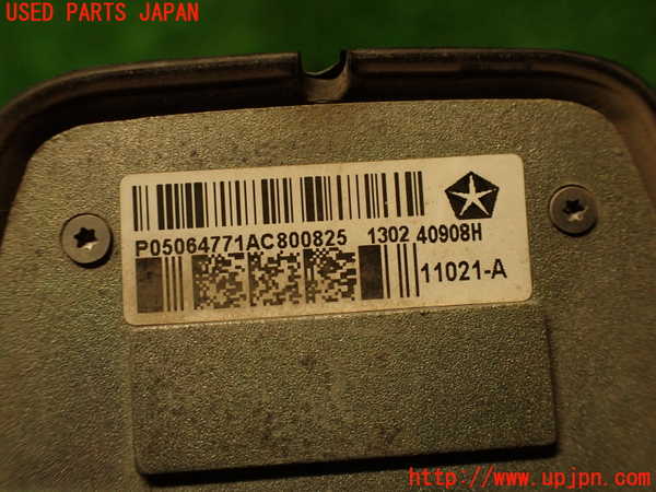 2UPJ-9234916550]ジープ・グランドチェロキー(WK36)アンテナ 中古_4