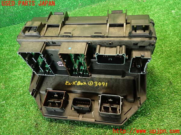 2UPJ-9234916741]ジープ・グランドチェロキー(WK36)ヒューズボックス1 中古_3