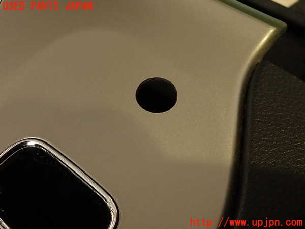 2UPJ-9234917540]ジープ・グランドチェロキー(WK36)センターコンソール 中古_2