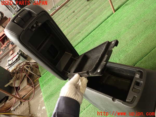 2UPJ-9234917540]ジープ・グランドチェロキー(WK36)センターコンソール 中古_3