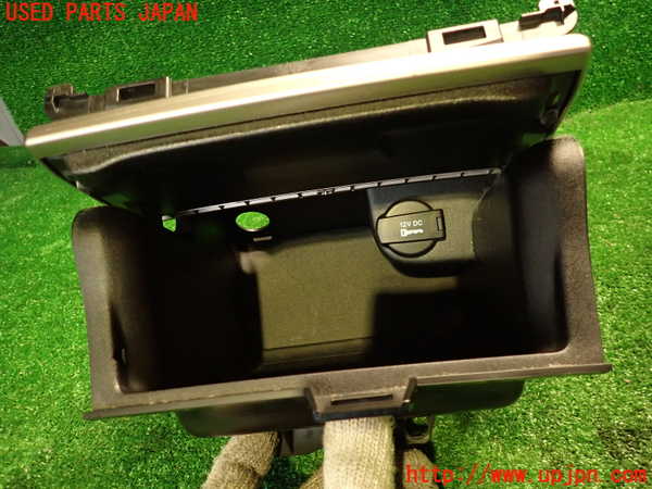 2UPJ-9234917841]ジープ・グランドチェロキー(WK36)小物入れ1 中古_2