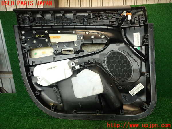 2UPJ-9234911234]ジープ・グランドチェロキー(WK36)右前ドア内張り 中古_5