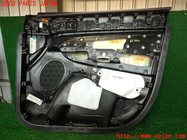 2UPJ-9234911264]ジープ・グランドチェロキー(WK36)左前ドア内張り 中古_5