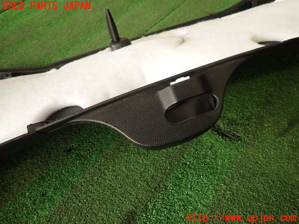 2UPJ-9234911578]ジープ・グランドチェロキー(WK36)バックドア内張り 中古_4