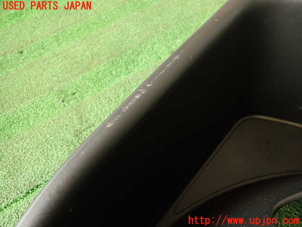 2UPJ-9234917773]ジープ・グランドチェロキー(WK36)ラゲッジトレイ3 中古_3