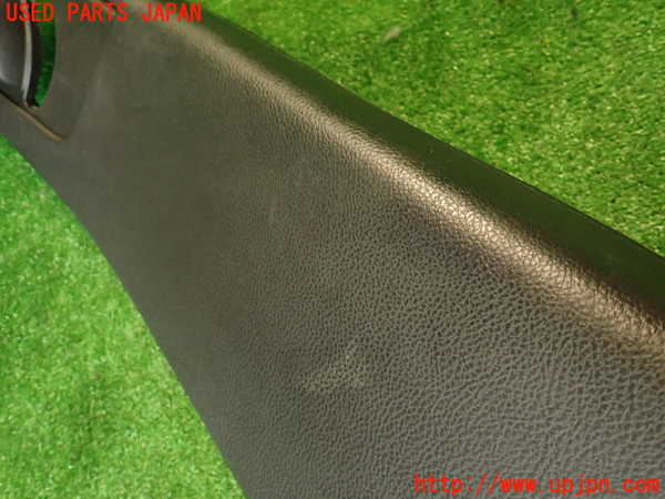 2UPJ-9234917670]ジープ・グランドチェロキー(WK36)左センターピラートリム 中古_2