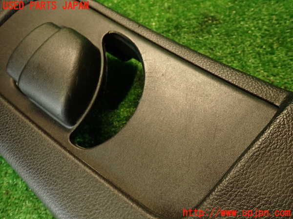 2UPJ-9234917670]ジープ・グランドチェロキー(WK36)左センターピラートリム 中古_3