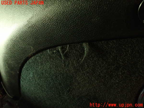 2UPJ-9234917675]ジープ・グランドチェロキー(WK36)右リアピラートリム 中古_2