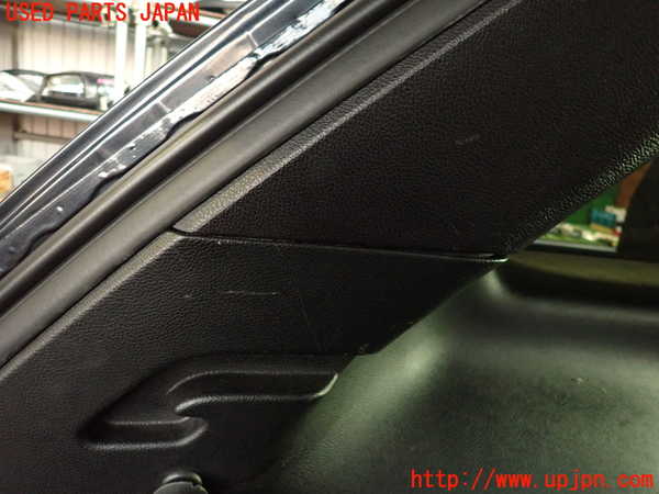 2UPJ-9234917680]ジープ・グランドチェロキー(WK36)左リアピラートリム 中古_2