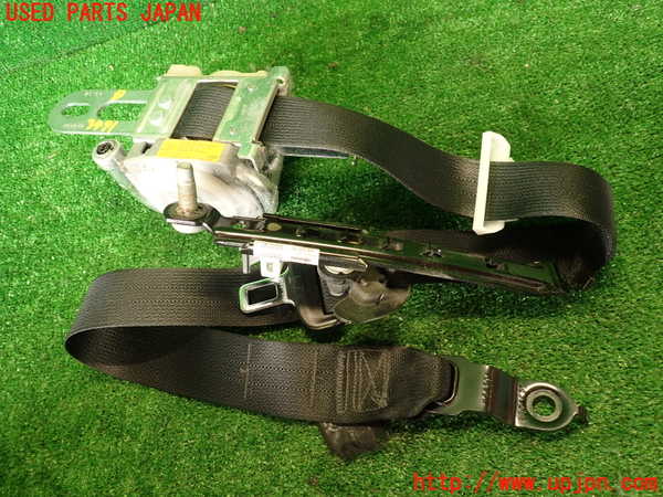 2UPJ-9234917045]ジープ・グランドチェロキー(WK36)運転席シートベルト 中古_2