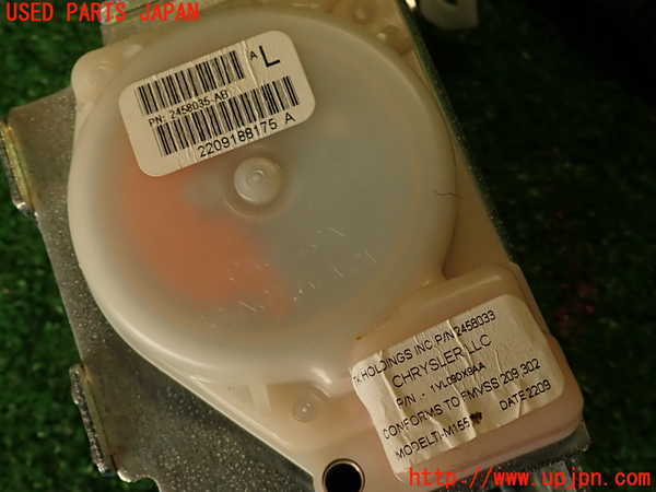 2UPJ-9234917075]ジープ・グランドチェロキー(WK36)助手席シートベルト 中古_5