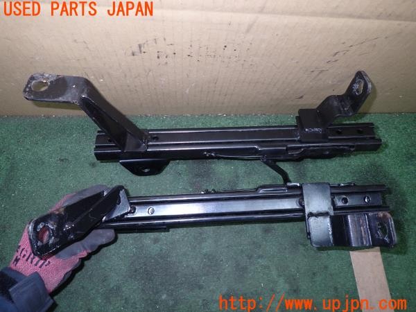 3UPJ=9234920613]シビック タイプR(EP3)前期 JURAN ジュラン H037-VGZ シートレール② ローポジション サイド止め 運転席 中古_4