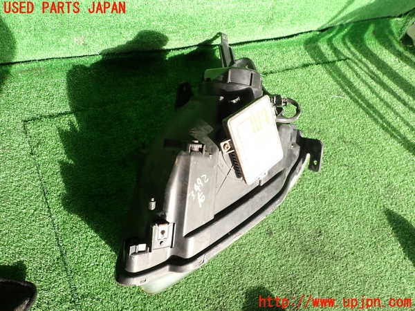 2UPJ-9234921130]シビック タイプR(EP3)右ヘッドライト HID 中古_2