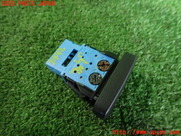 2UPJ-9234926295]シビック タイプR(EP3)フォグスイッチ 中古_2