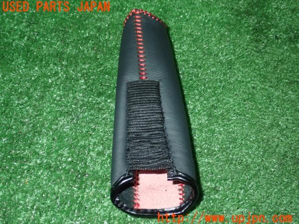 3UPJ=9234930615]BMW Z4 ロードスター(BT30 E85)前期 社外 サイドブレーキカバー レザー調 中古_3