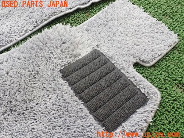 3UPJ=9234930629]BMW Z4 ロードスター(BT30 E85)前期 HOT FIELD ホットフィールド フロアマット シャギーラグ調 2点 中古_4