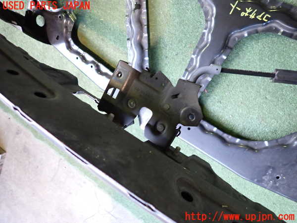 2UPJ-9234931041]BMW Z4 ロードスター(BT30)(E85)コアサポート (ジャンク品) 中古_3