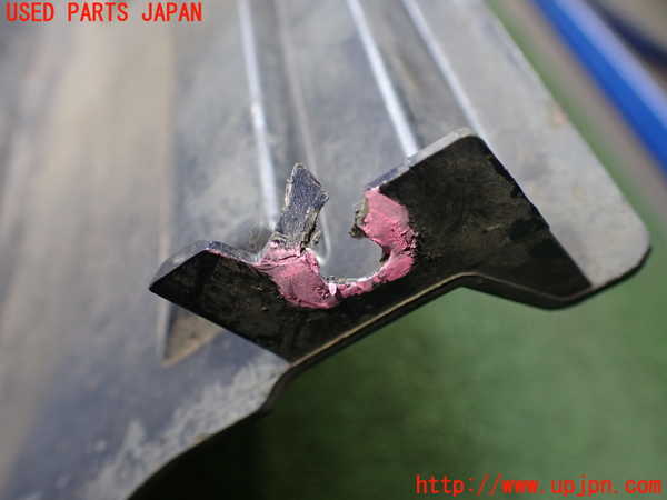 2UPJ-9234931390]BMW Z4 ロードスター(BT30)(E85)右サイドステップ 中古_5